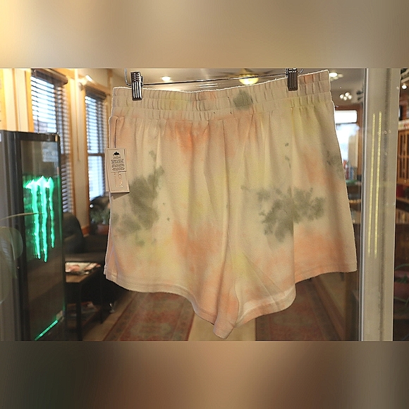 Volocom HighWaister Cheeky Shorts - Picture 3 of 5